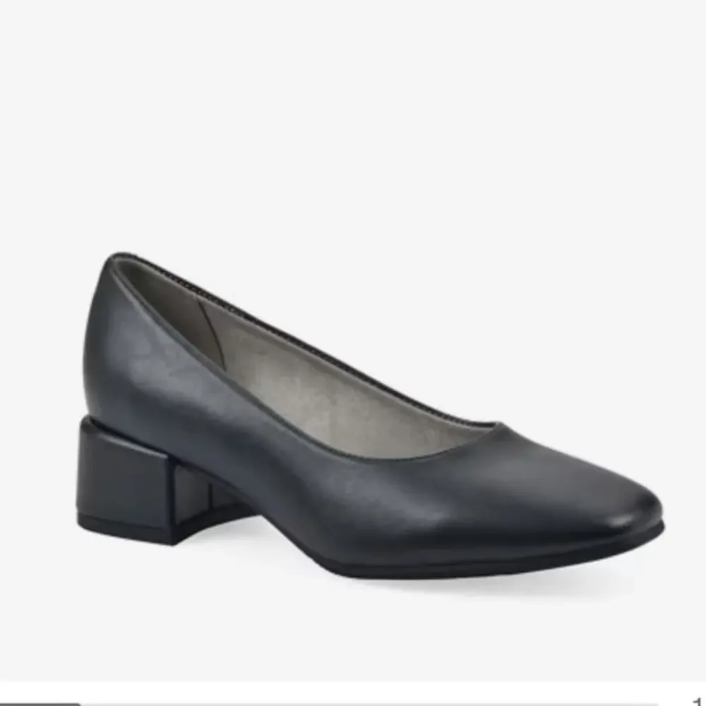 New Cliffs by White Mountain Quintesa Women's Block Heel Pumps Navy 7M